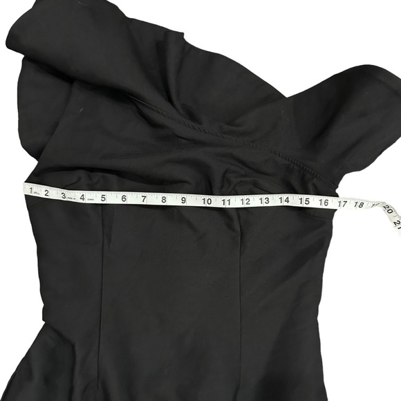 Keepsake The Label Starlight formal gown - Picture 7 of 9